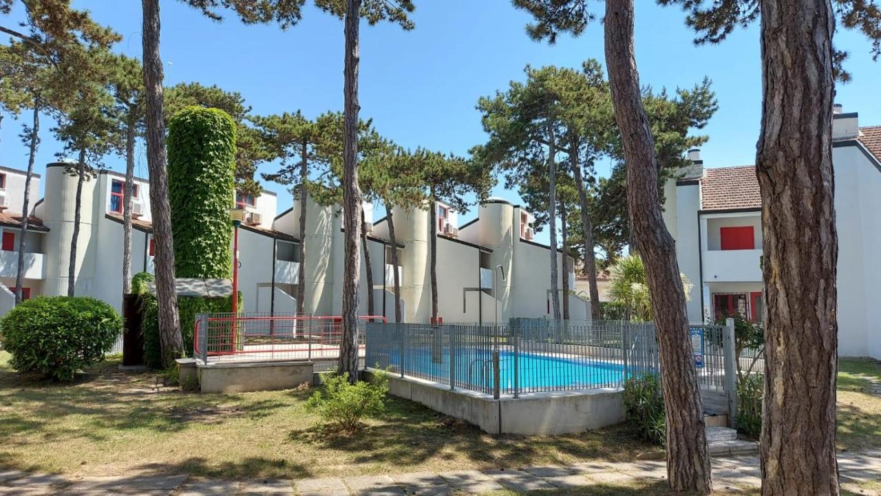 Holiday Village Lignano Sabbiadoro Ngoại thất bức ảnh